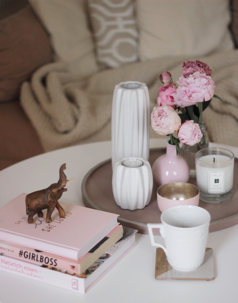 How To Style A Coffee Table