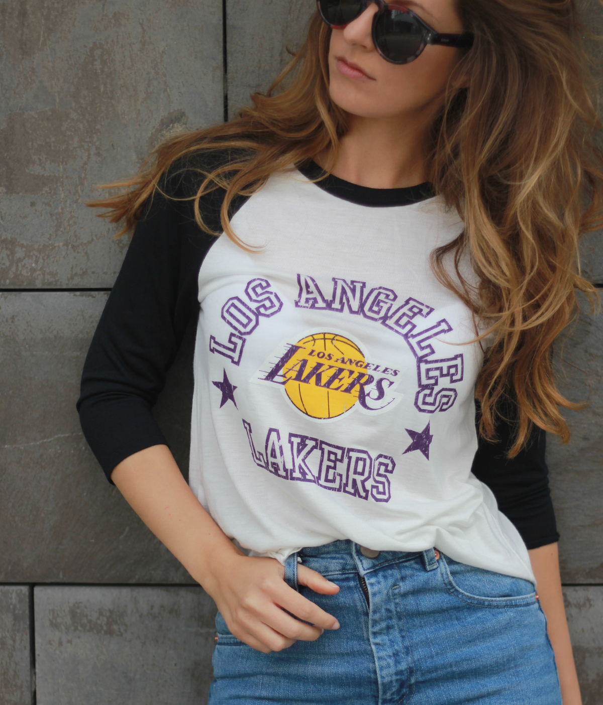 los angeles-lakers shirt-outfit-fashionblogger