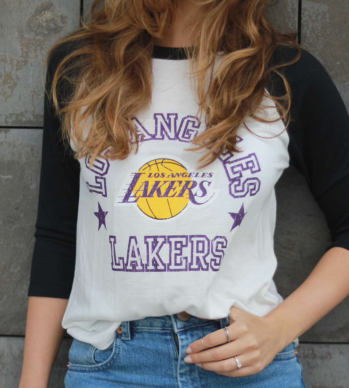 los angeles-lakers-shirt-outfit-fashionblogger